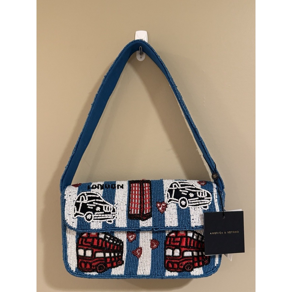 NWT America & Beyond London Beaded Shoulder Bag Double Decker Bus Taxi Purse